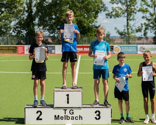 Pompetzki-Geschwister ungeschlagen