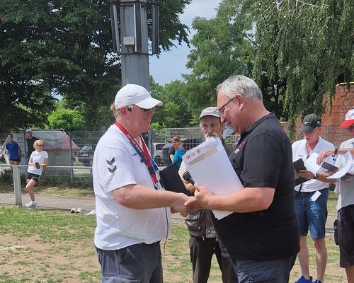 HLV-Ehrennadel für Verdienste im Sport