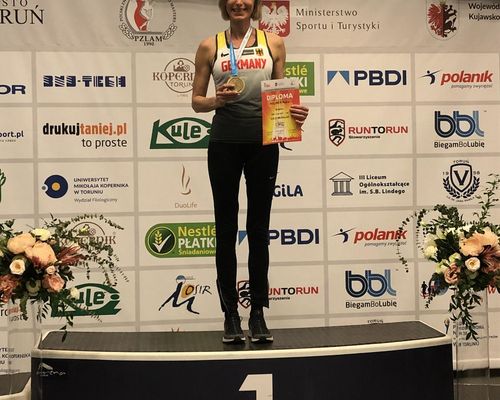 Petra Koliwer ist Weltmeisterin im Hochsprung der W50