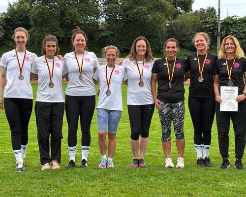 Starke hessische Auftritte bei der Team-DM Jugend und Masters in Leverkusen