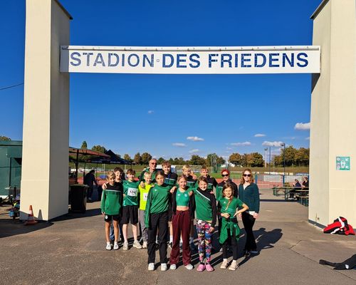 Das sechste Jahr in Folge beenden die Hünfelder Leichtathleten die Bahnsaison in Leipzig – Sport, Kultur und Freizeit vereint