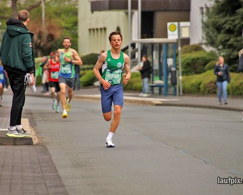 Osterlauf Paderborn 2026 – Felix Veith vom Hünfelder SV gewinnt in der Altersklasse U16 – Die Zeit, Platz 1 in der aktuellen Deutschen Bestenliste