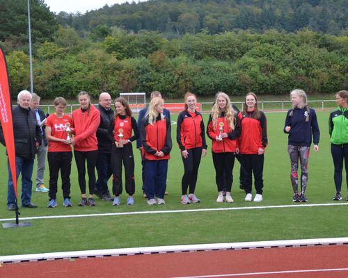 Kreissparkassen Leichtathletik Cup in Neukirchen der Männer und Frauen